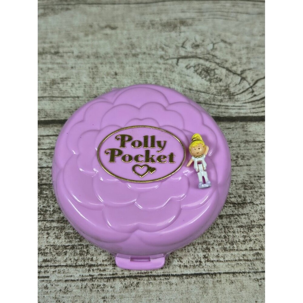 1993 Polly Pocket "Grand Ballet" compact with doll